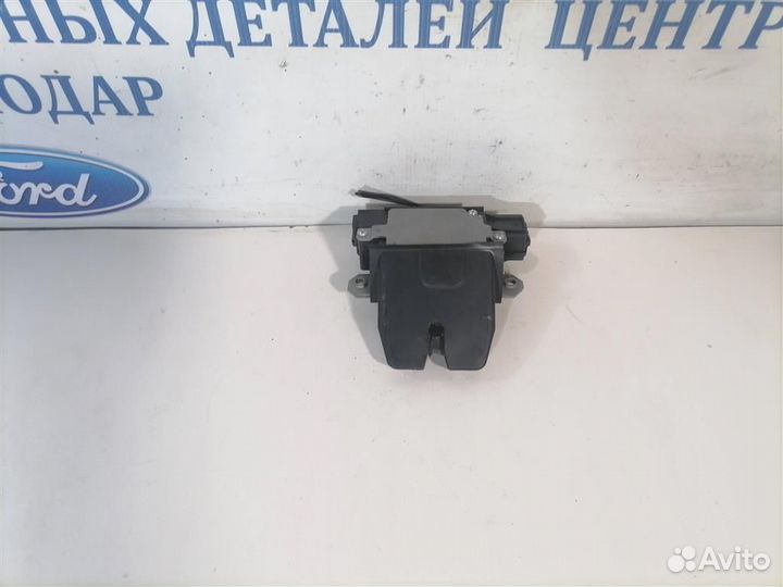 Замок багажника Ford Focus 2 2005-2008