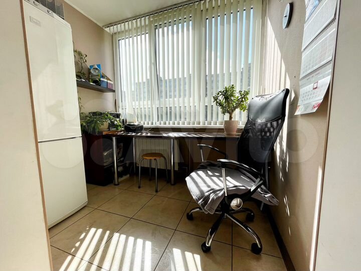 2-к. квартира, 60 м², 2/10 эт.