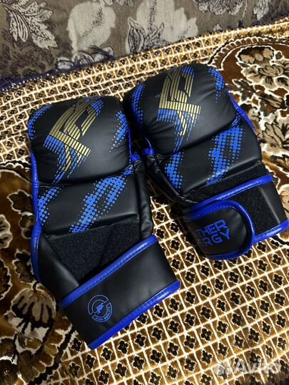 Боксерские перчатки mma