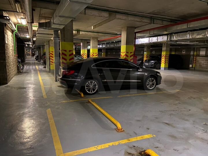 Машиноместо, 20 м²