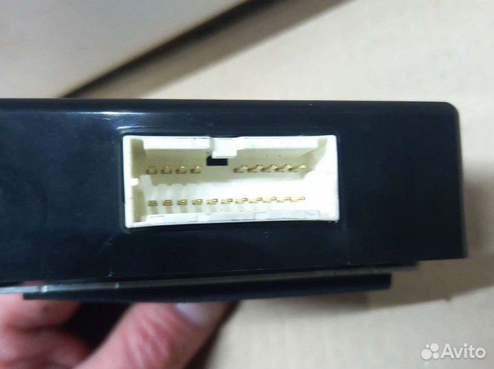 Блок управления парктроником Хундай Старекс Н1