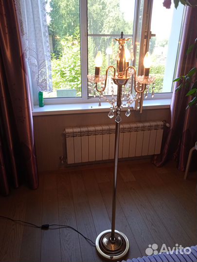 Торшер напольный