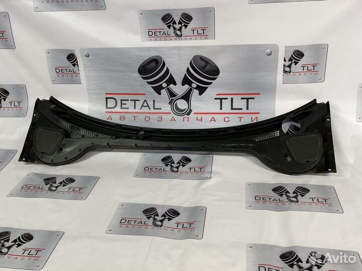 Накладка (Жабо) переднего стекла Лада Веста