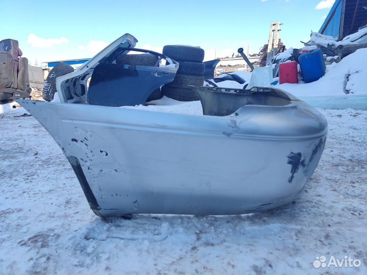 Бампер задний Toyota Corolla e10