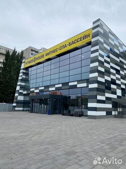 Абонемент в фитнес клуб