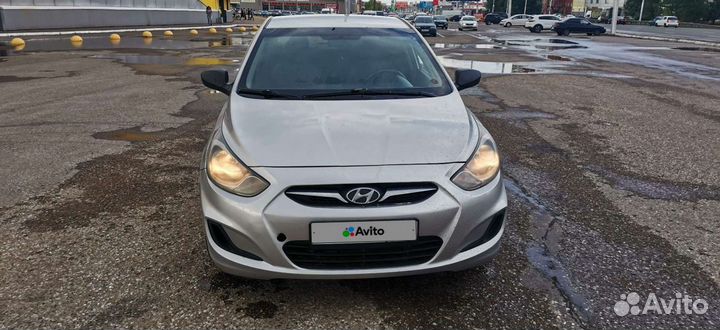 Hyundai Solaris 1.4 AT, 2014, 336 000 км