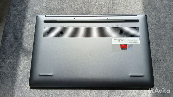 Honor MagicBook 16 Ryzen 5 5600H RAM 16 гб SSD 512