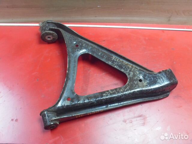 Рычаг задний нижний 7L0505311B Porsche Cayenne