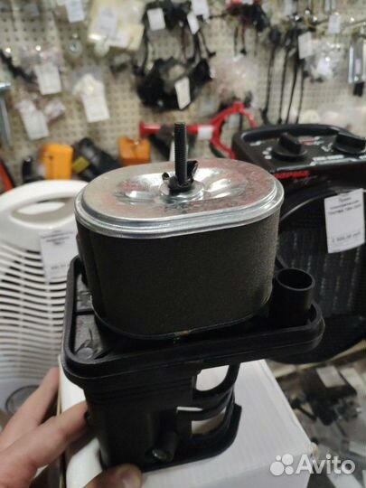 Фильтр воздушный в сборе 168F