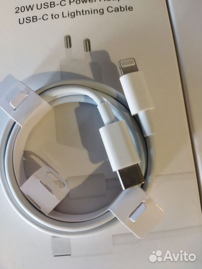 Быстрое зарядное устройство на iPhone 20W + Кабель