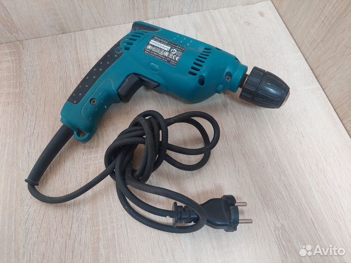 Дрель сетевая Makita 6413 450 Вт