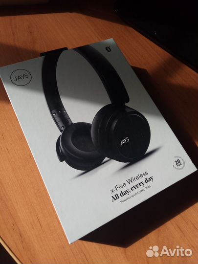 Беспроводные наушники Jays x-five wireless