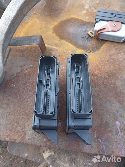 Блок управления ручника от Рено Сценник 3