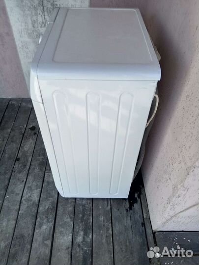 Стиральная машина Индезит 7 кг. б/у на запчасти