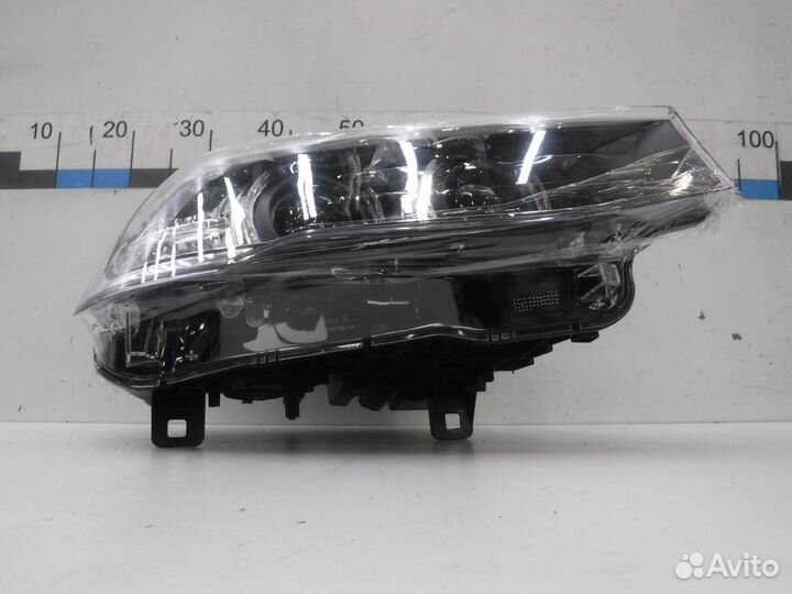 Фара правая на BMW X3