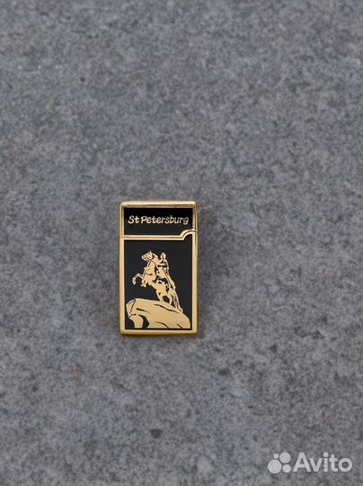 Зажигалка газовая