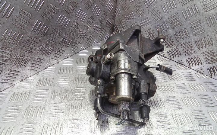 Насос топливный (тнвд) Mitsubishi Montero/Pajero