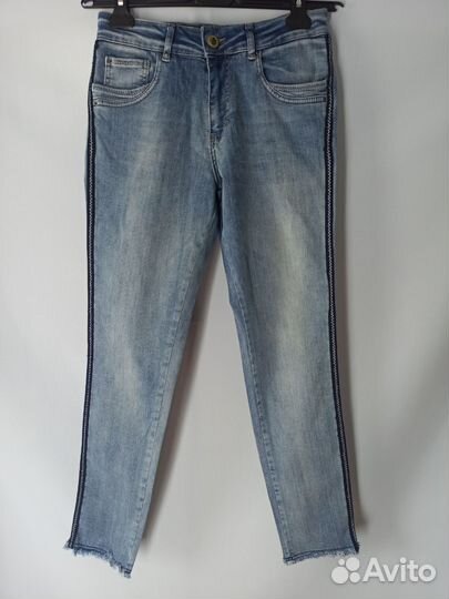 Джинсы