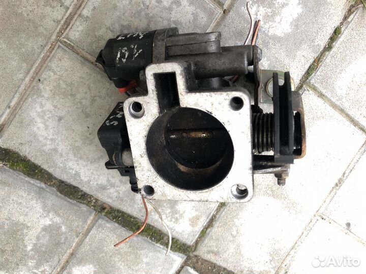 Дроссельная заслонка Renault Scenic 1.6 1995-2002