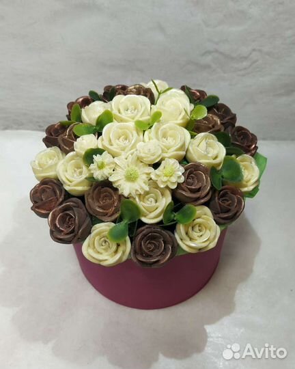 Букеты из шоколадных цветов