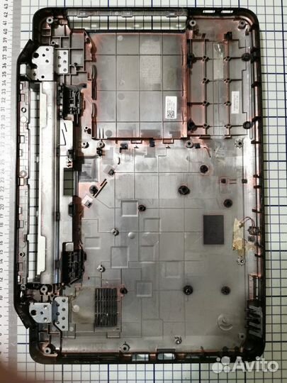 Корпус разбор ремонт Dell M5040, N5040, N5050