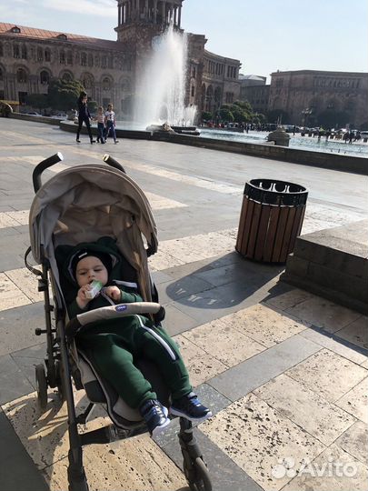 Прогулочная коляска