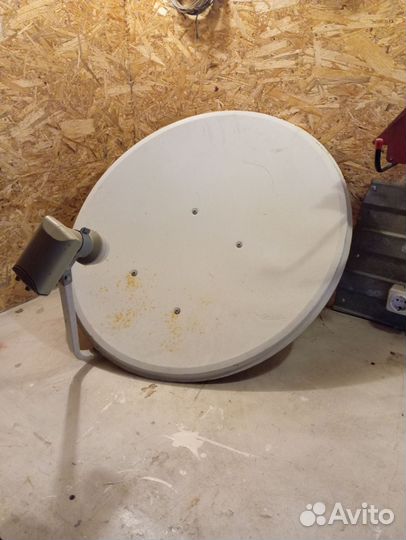 Спутниковая антенна 1.2м