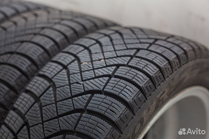 Колеса зимние R17 Mercedes B-Class W246 оригинал