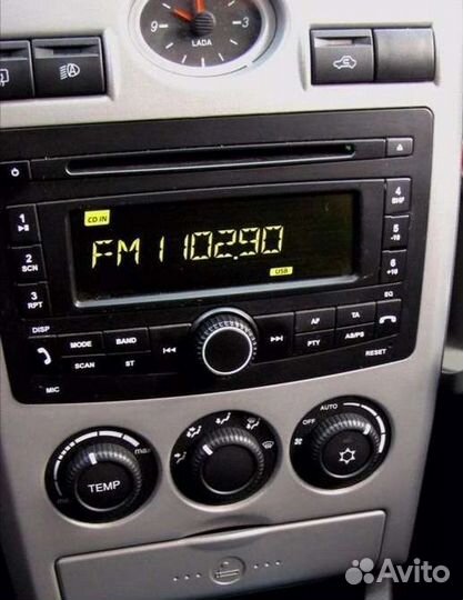 Штатная магнитола priora