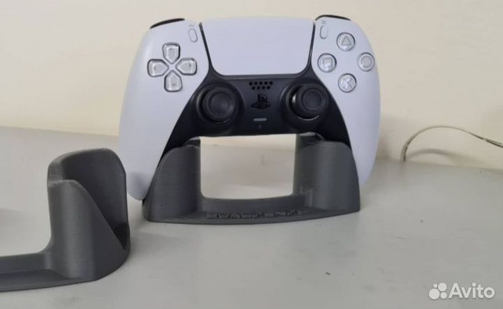 Подставка для геймпада PS5 Dualsense. PlayStation5