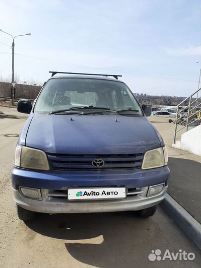 Toyota Town Ace Noah 2.0 AT, 1998, битый, 350 000 км