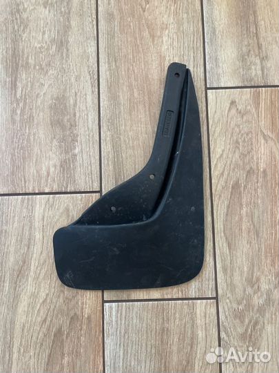 Брызговик задний левый Chevrolet Aveo С 2011 По