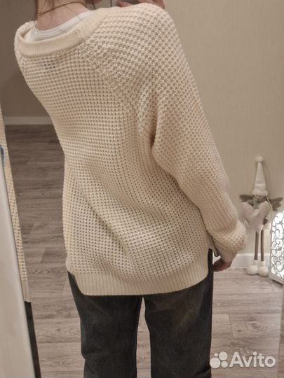 Свитер женский