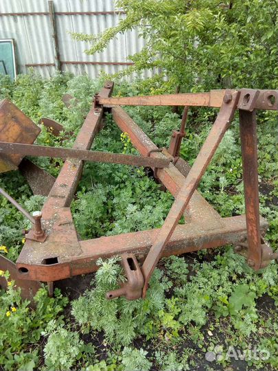 Плуг четыехкорпусной