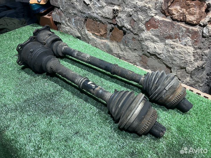 Привод передний левый правый Audi 100 C4 МКПП