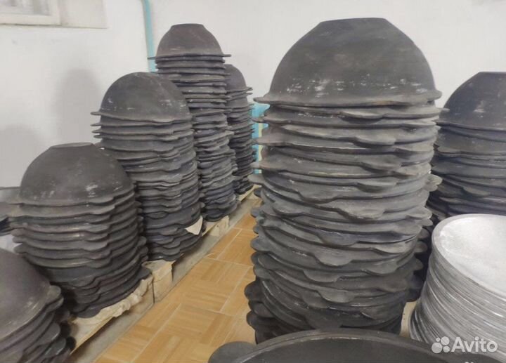 Кaзан чyгунный 12 лит с пeчкой