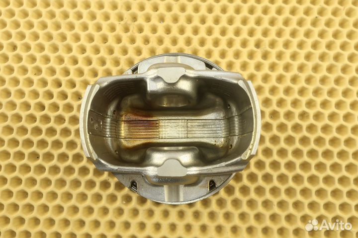 Поршень LADA Vesta - Xray ваз 21179 1,8 л