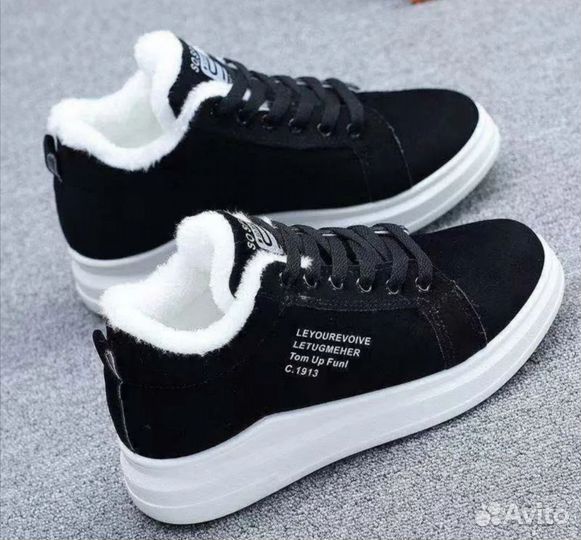 Кроссовки зимние женские, размер 36-37