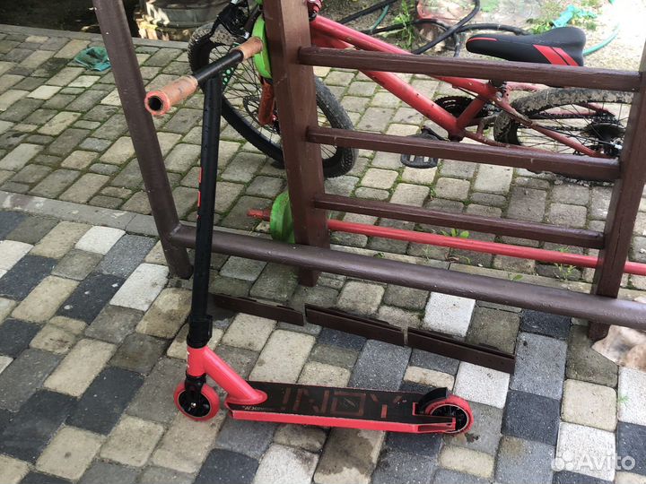 Трюковой самокат