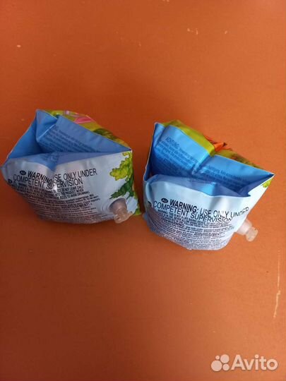 Нарукавники для плавания