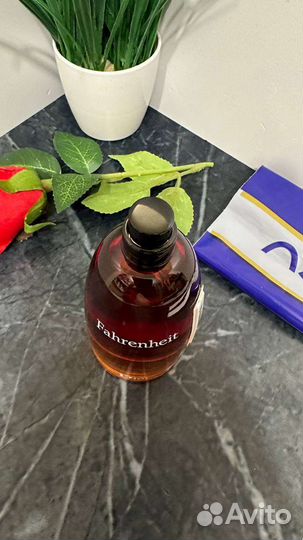 Dior Fahrenheit 98 ml (с витрины) туал вода