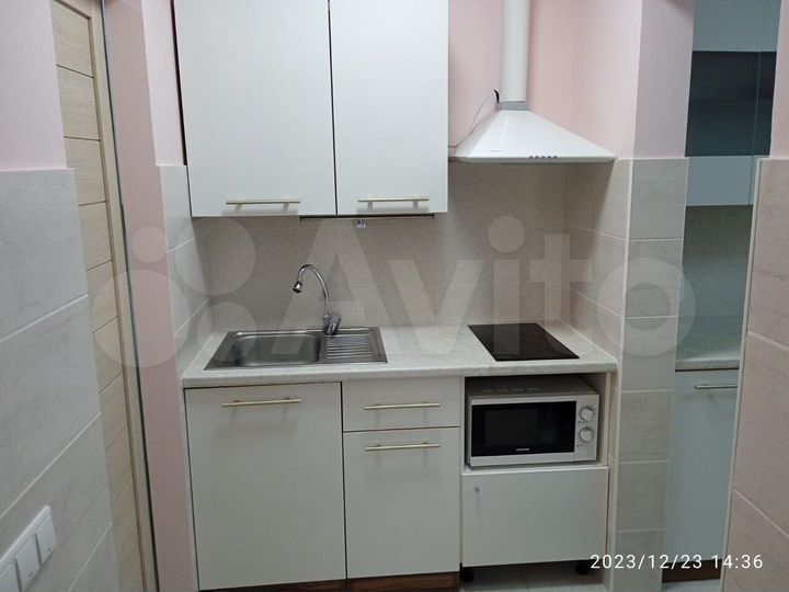 2-к. квартира, 57 м², 7/17 эт.