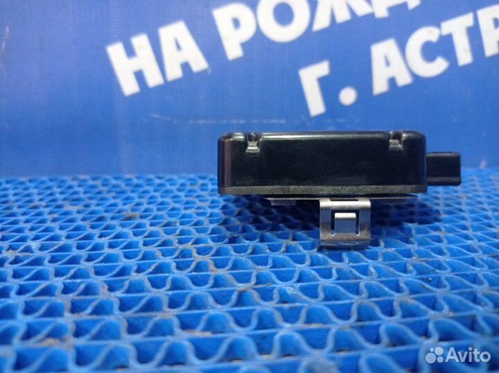 Блок управления антенной Ford Explorer внедорожник