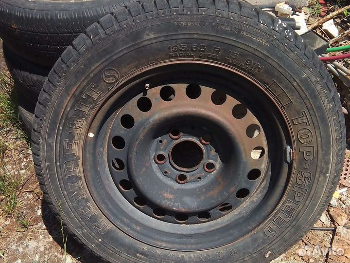 R15 Emerald Greckster Gold 195/65, PCD 5x98 DIA 10