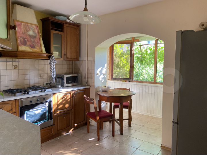 1-к. квартира, 40 м², 2/5 эт.