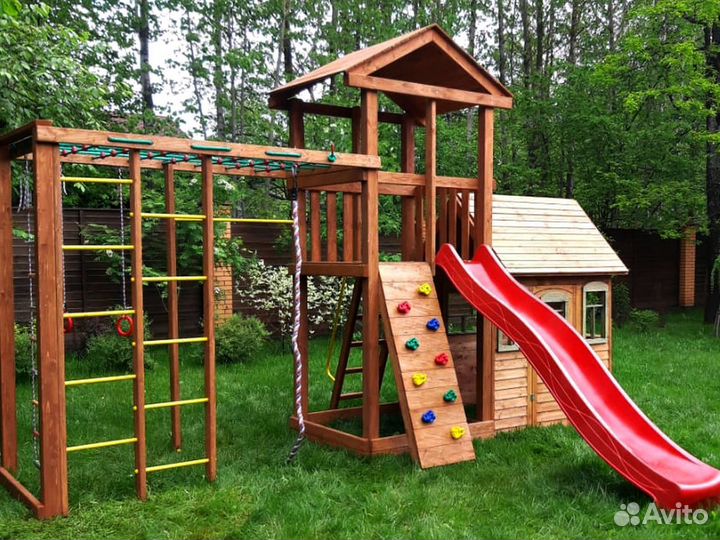 Детская игровая площадка. 10 лет защита от гниения