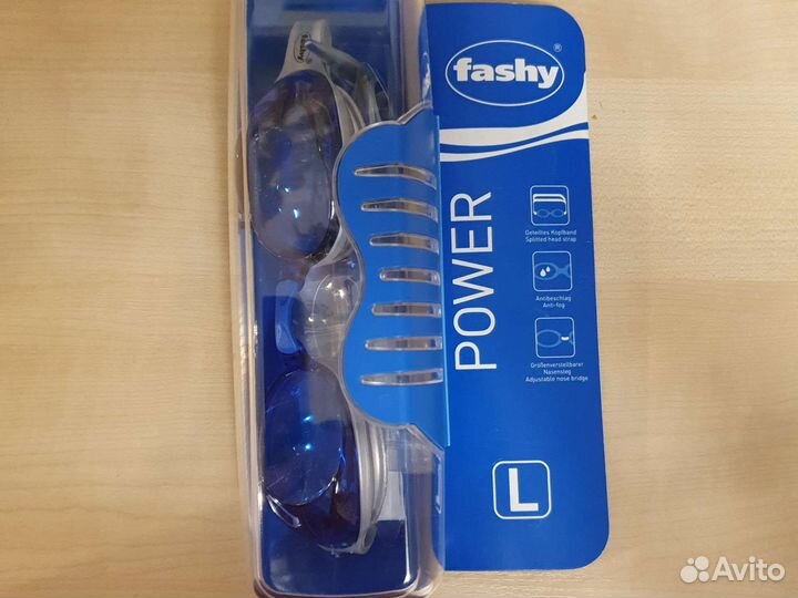 Очки для плавания