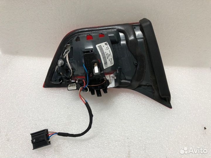 Фонарь в крышку багажника задний правый Bmw 4 F32