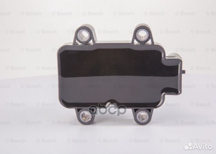 Катушка зажигания 0986221060 Bosch