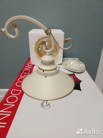 Бра новое, зеркало